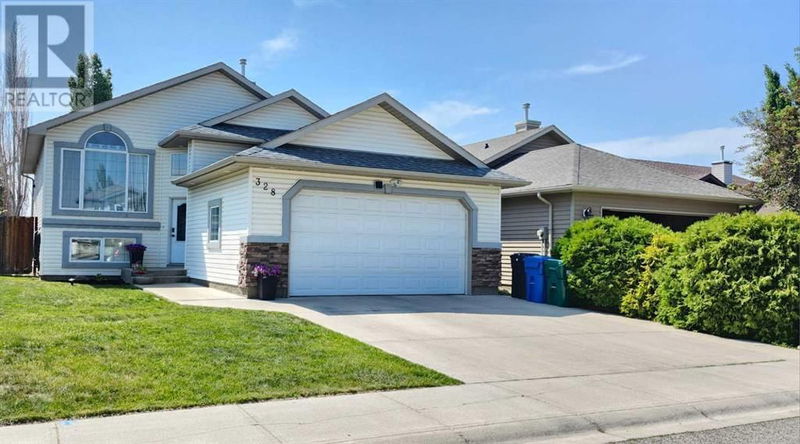 328 Grizzly Crescent North Lethbridge, Alberta