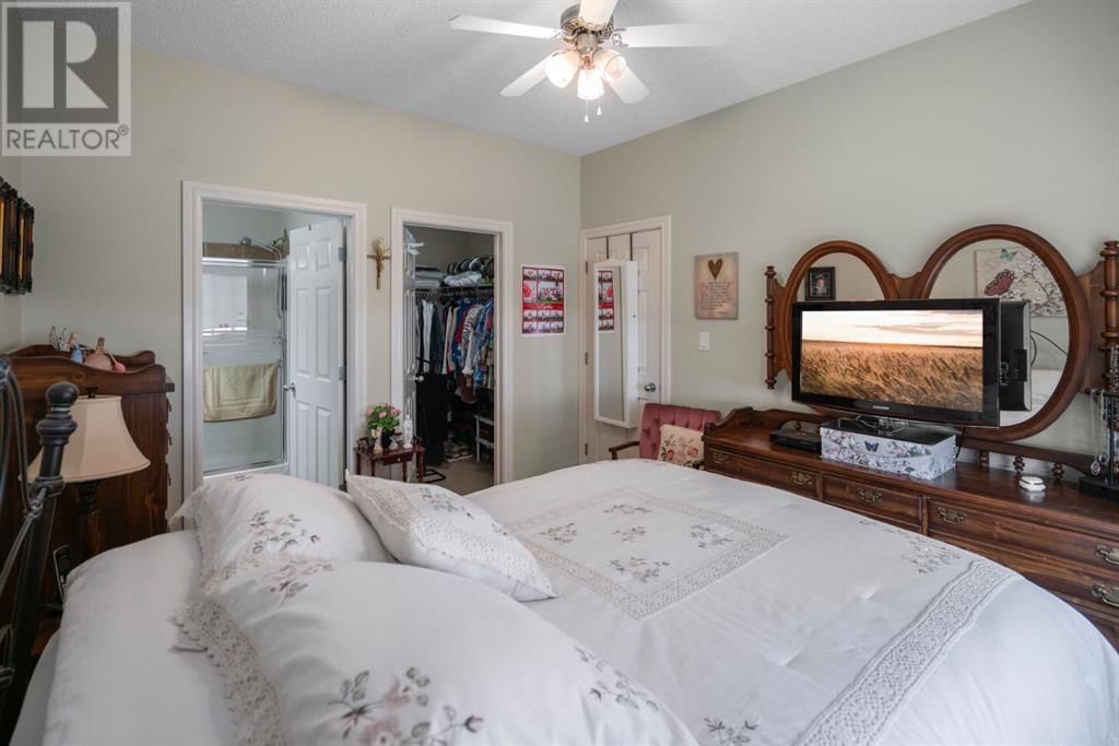 5021 34 AVENUE Image 11
