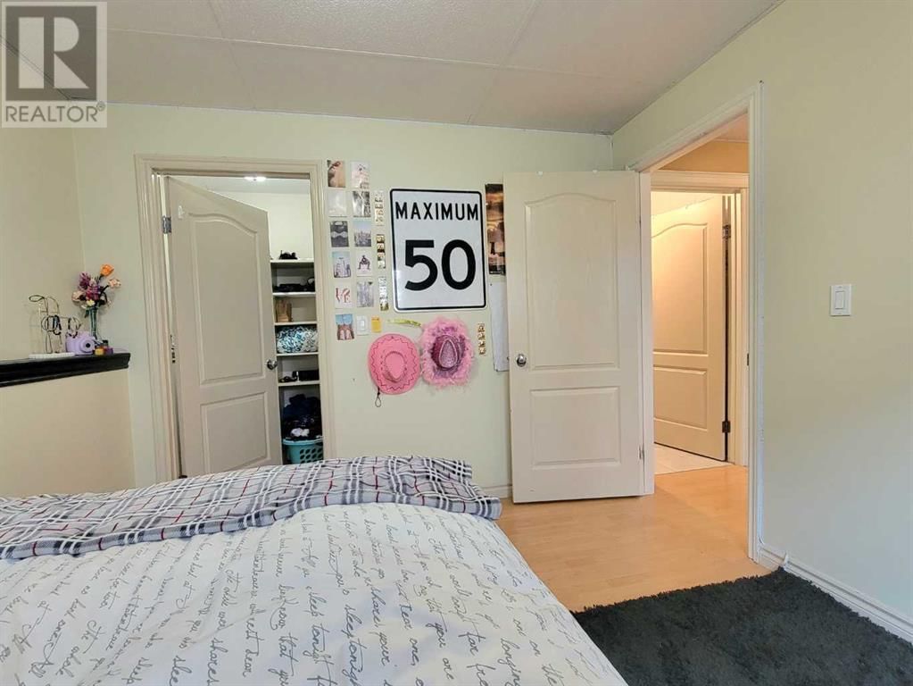 10625 72 AVENUE Image 33