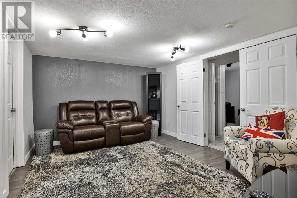53 PEIGAN COURT WEST Image 19