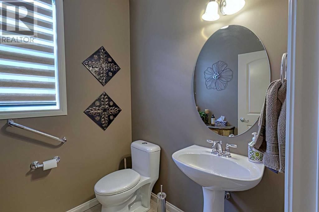 223 SUNSET SQUARE Image 17
