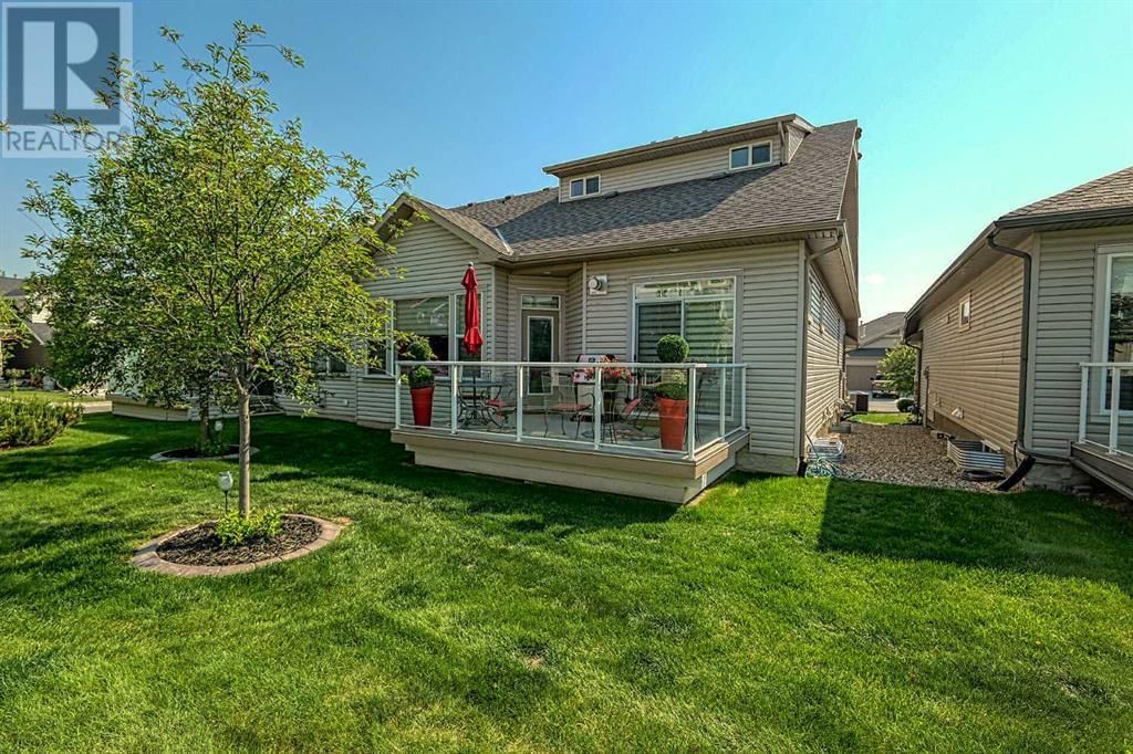 223 SUNSET SQUARE Image 30