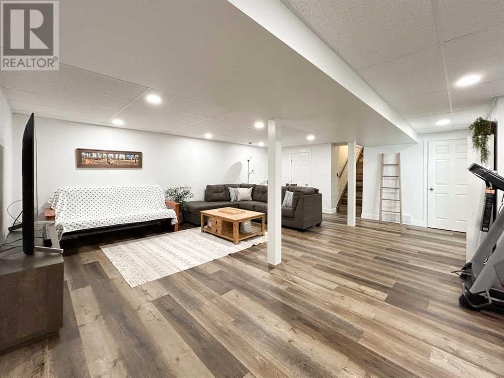 613 BEACON HILL DRIVE Image 35