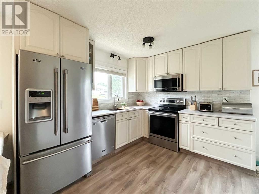 613 BEACON HILL DRIVE Image 5