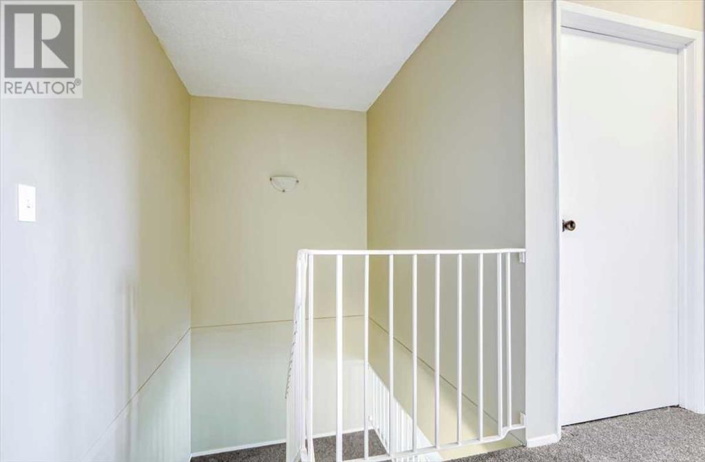 2200 WOODVIEW DRIVE SOUTHWEST Image 18