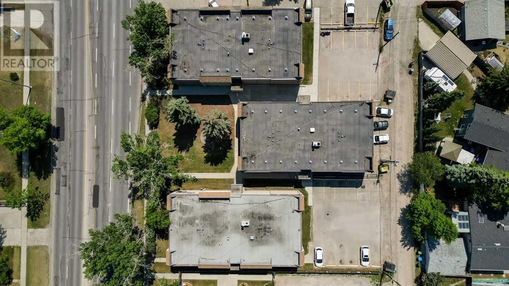 8239 ELBOW DRIVE SOUTHWEST Image 23