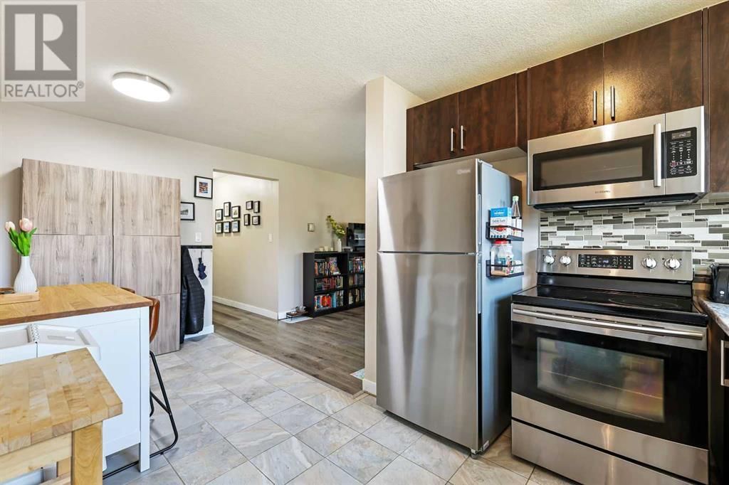 8239 ELBOW DRIVE SOUTHWEST Image 8