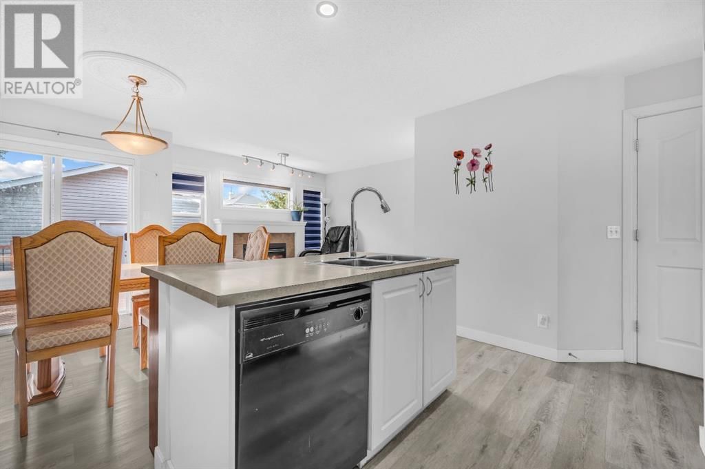 14 TARINGTON PLACE NORTHEAST Image 11