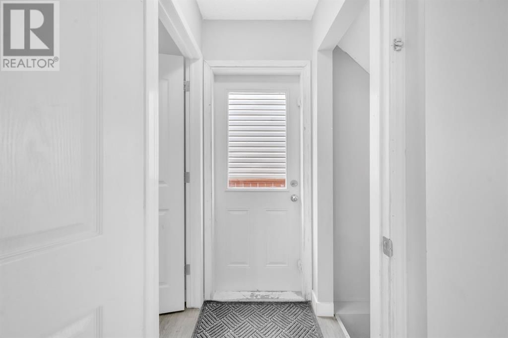 14 TARINGTON PLACE NORTHEAST Image 18