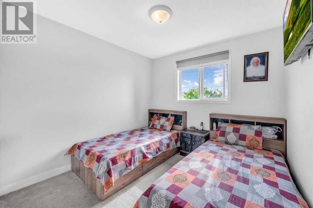 14 TARINGTON PLACE NORTHEAST Image 22