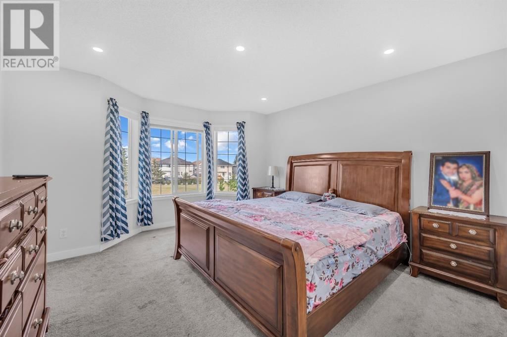 14 TARINGTON PLACE NORTHEAST Image 24