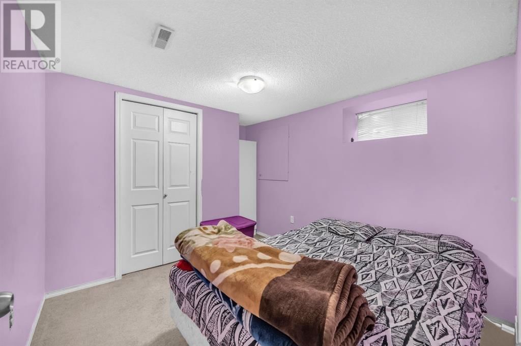 14 TARINGTON PLACE NORTHEAST Image 36