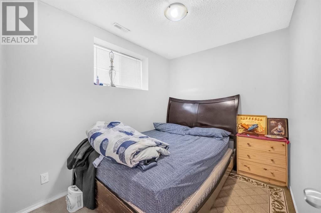 14 TARINGTON PLACE NORTHEAST Image 37