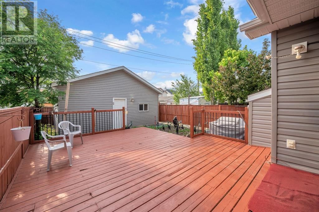 14 TARINGTON PLACE NORTHEAST Image 43