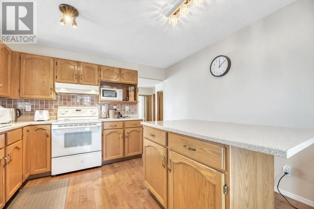 233 HARVEST GLEN PLACE NORTHEAST Image 10