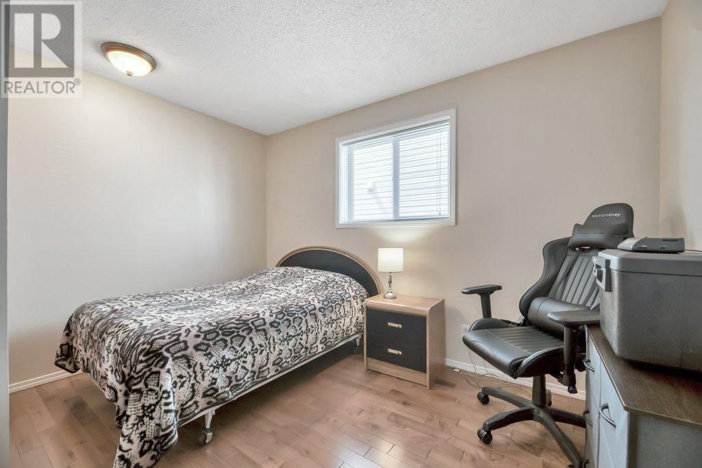 233 HARVEST GLEN PLACE NORTHEAST Image 15