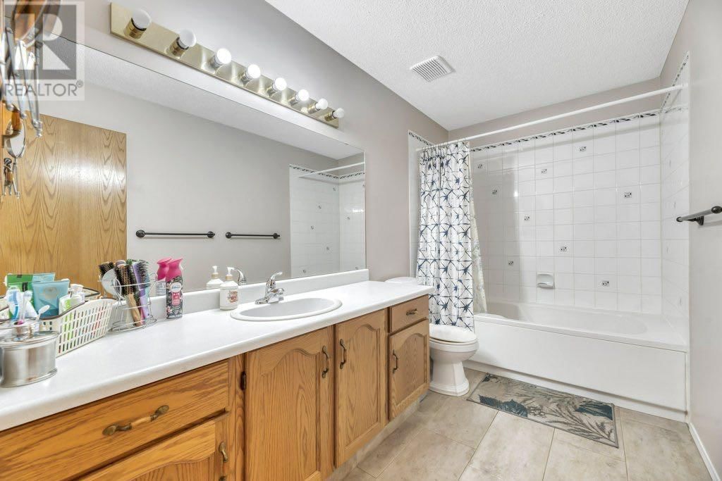 233 HARVEST GLEN PLACE NORTHEAST Image 16
