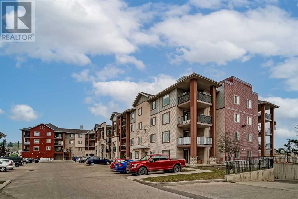 505 RAILWAY STREET WEST Image 1