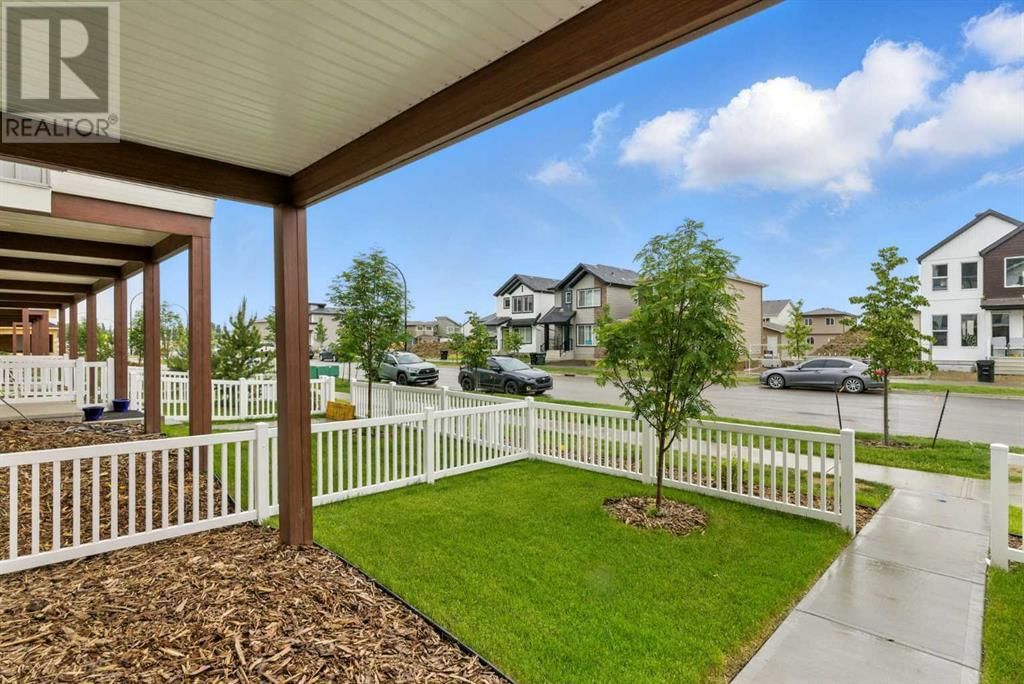 1223 MCLEOD AVENUE Image 27