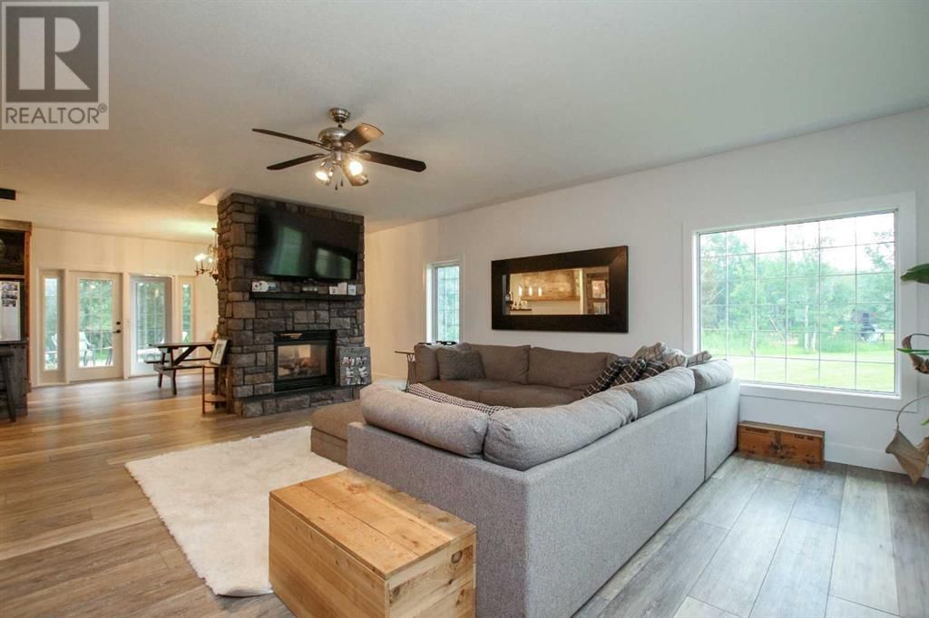 1236 TOWNSHIP ROAD 384 Image 5