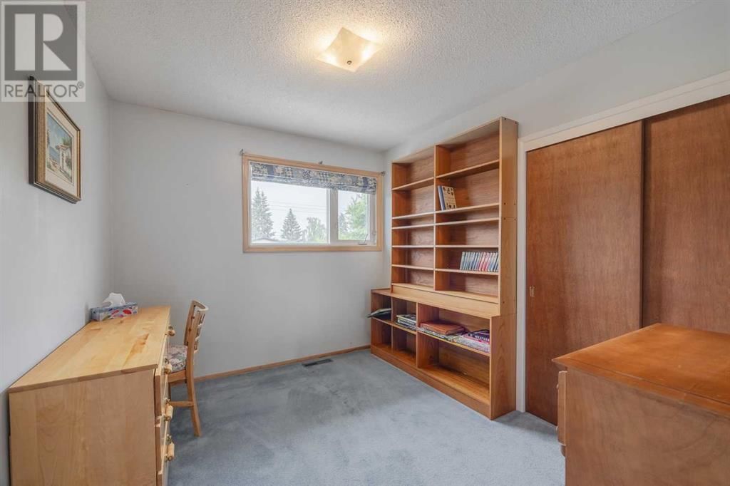 304 WASCANA ROAD SOUTHEAST Image 19