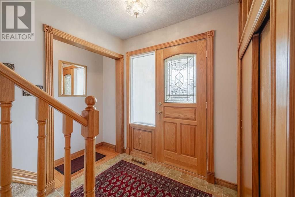 304 WASCANA ROAD SOUTHEAST Image 3