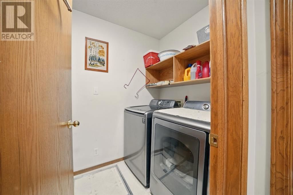 38 DALE CLOSE Image 13
