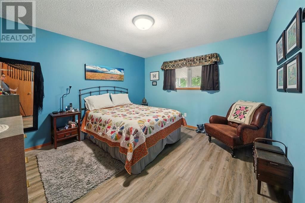 38 DALE CLOSE Image 14