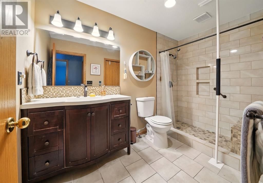 38 DALE CLOSE Image 15