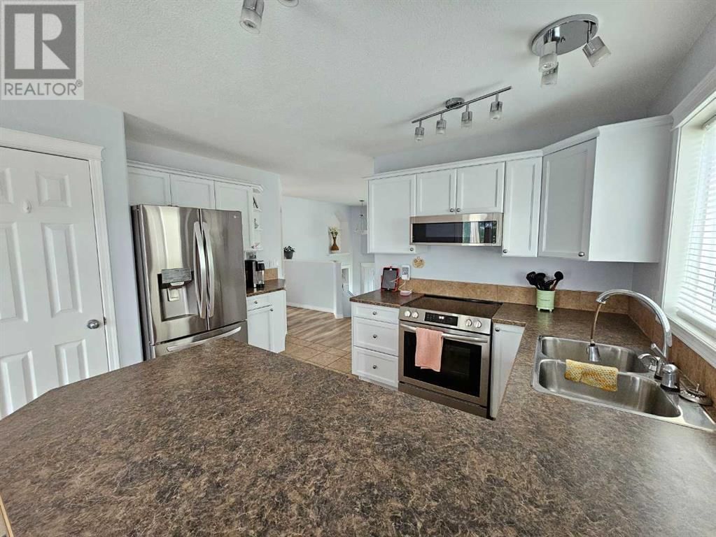 11325 69 AVENUE Image 18