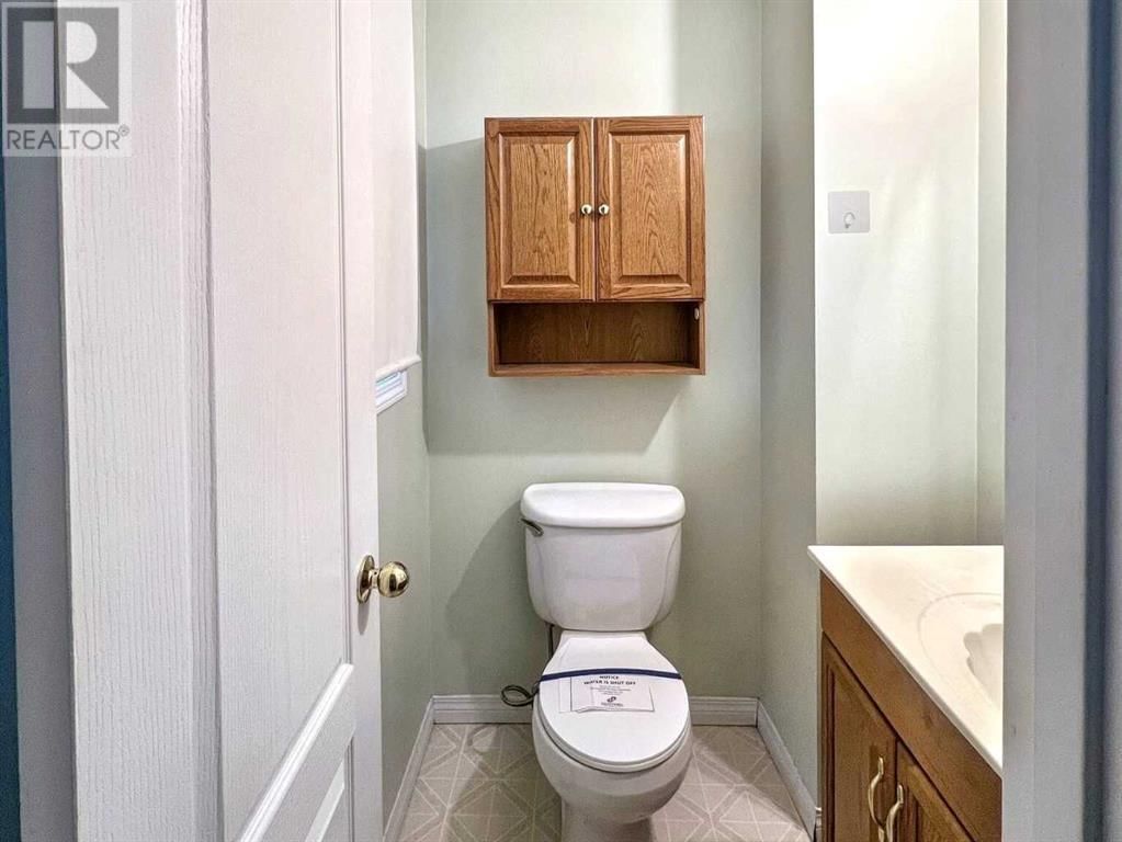 165 ROGERS CRESCENT Image 21