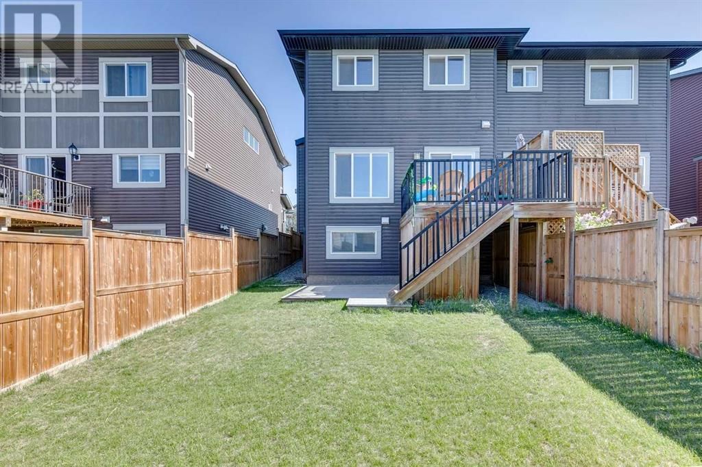305 HEARTLAND CRESCENT Image 32