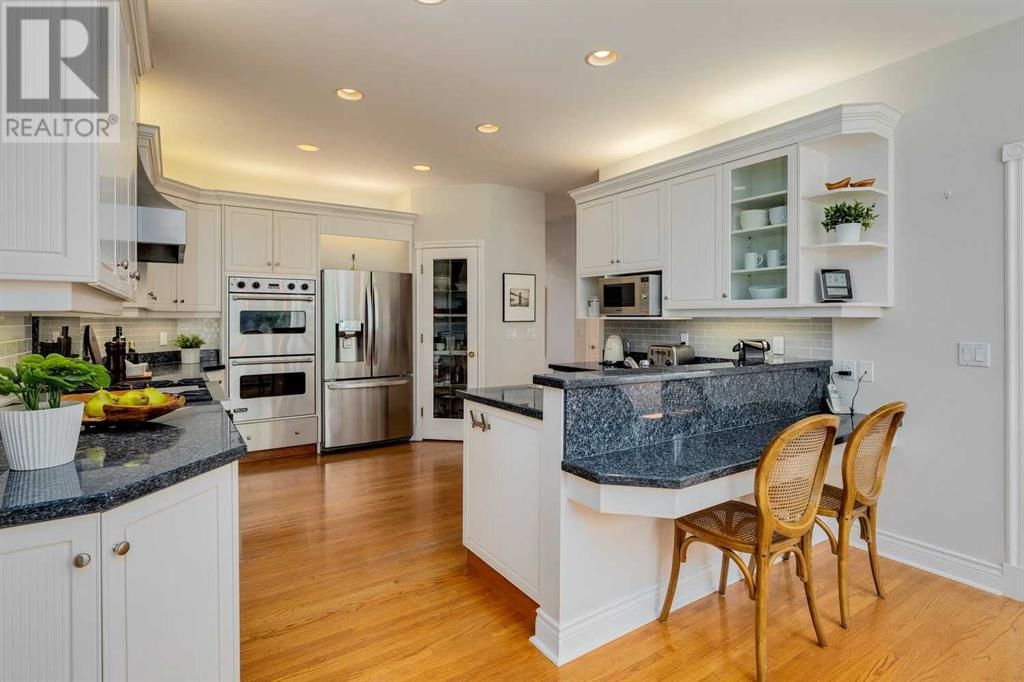 1131 LANSDOWNE AVENUE SOUTHWEST Image 12