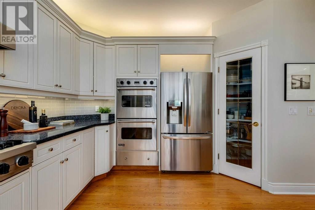 1131 LANSDOWNE AVENUE SOUTHWEST Image 13