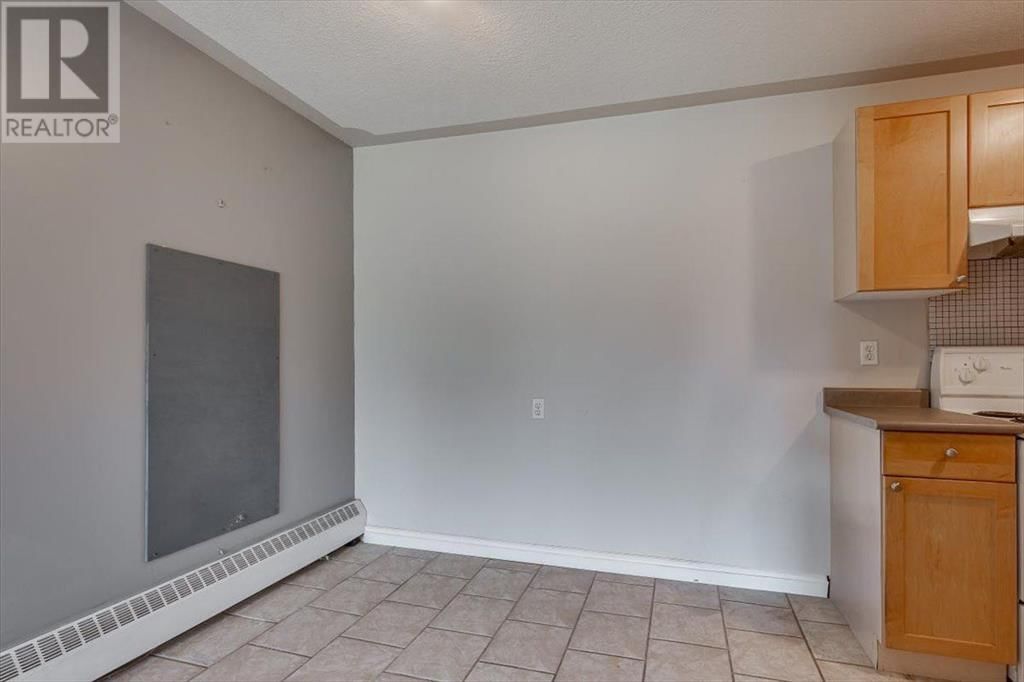103 HERMARY STREET Image 21