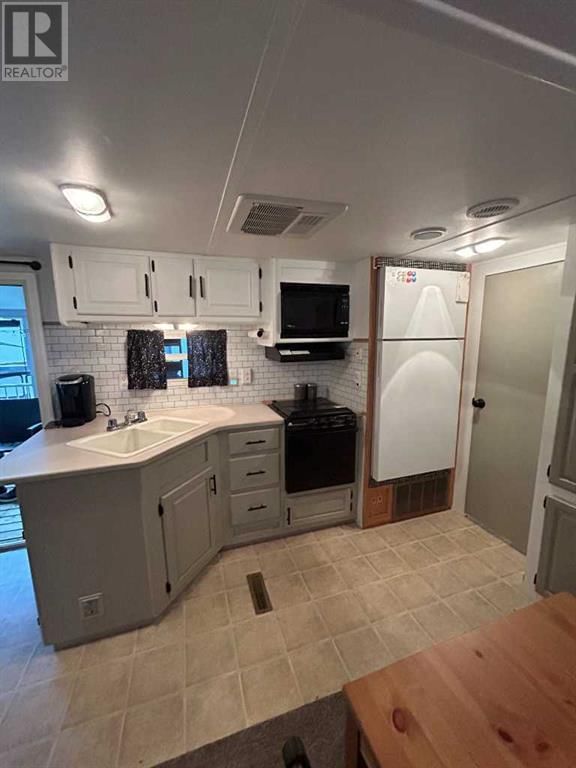 5230 27 HIGHWAY Image 11