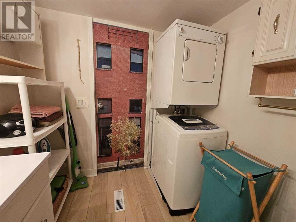 3223 83 STREET NORTHWEST Image 18
