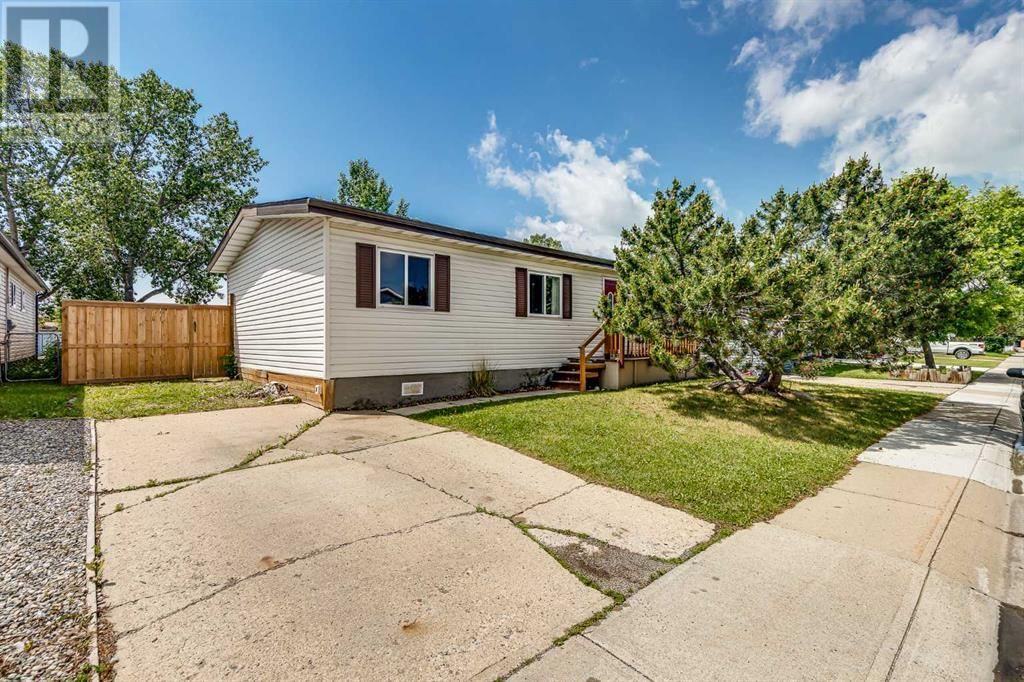 77 SPRING DALE CIRCLE SOUTHEAST Image 1