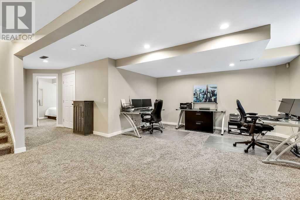 218 DRAKE LANDING LANE Image 12