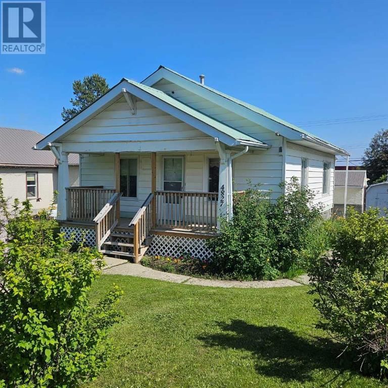 4827 5 AVENUE Image 1