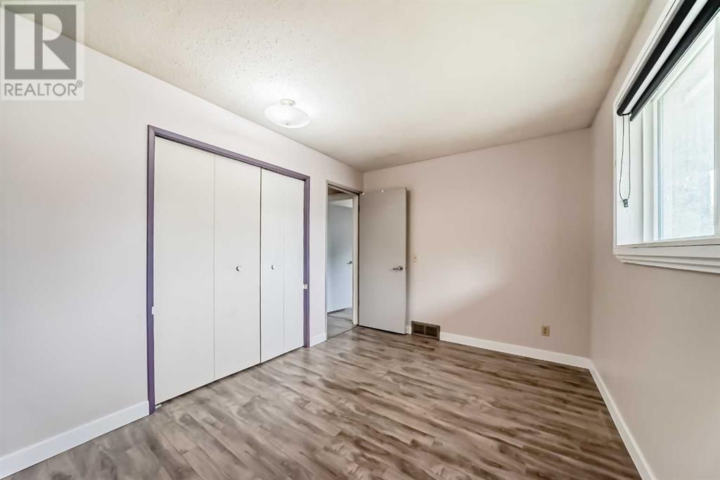 6511 58 STREET NORTHWEST Image 16