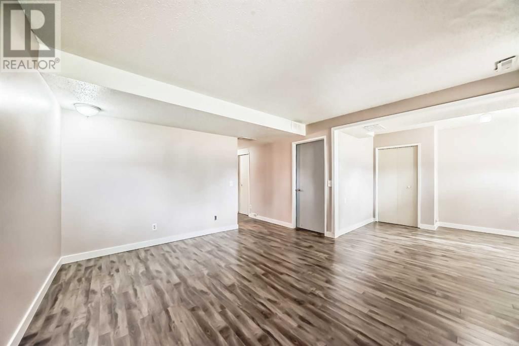 6511 58 STREET NORTHWEST Image 23