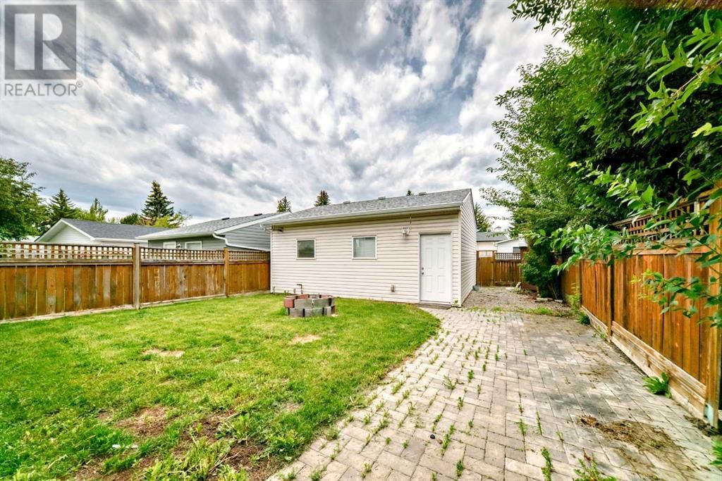 6511 58 STREET NORTHWEST Image 28
