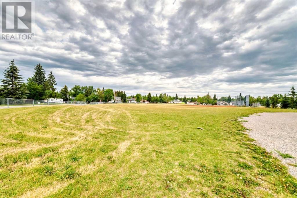 6511 58 STREET NORTHWEST Image 33