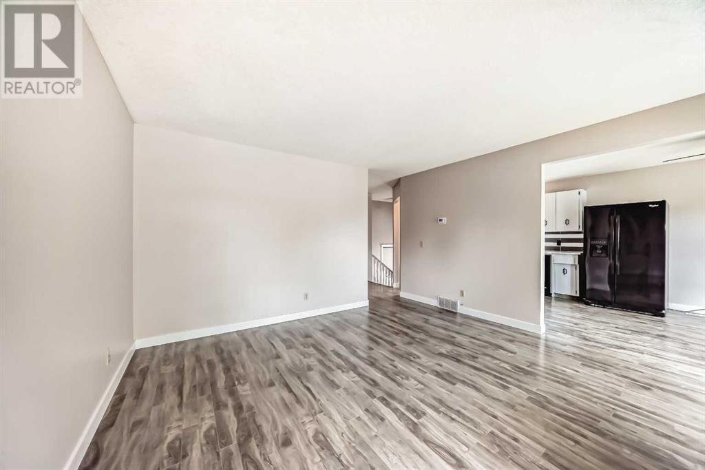 6511 58 STREET NORTHWEST Image 5