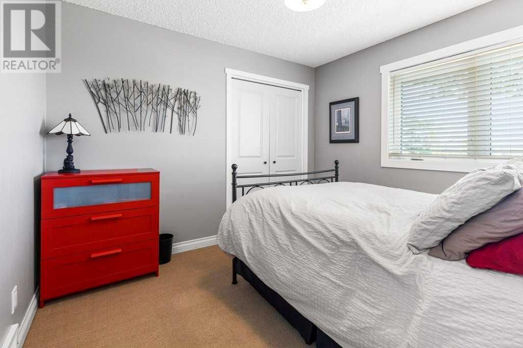 14319 PARKLAND BOULEVARD SOUTHEAST Image 14