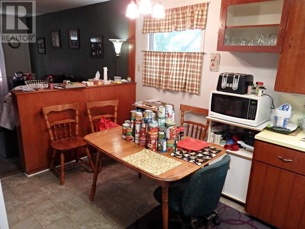 4805 48 STREET Image 15