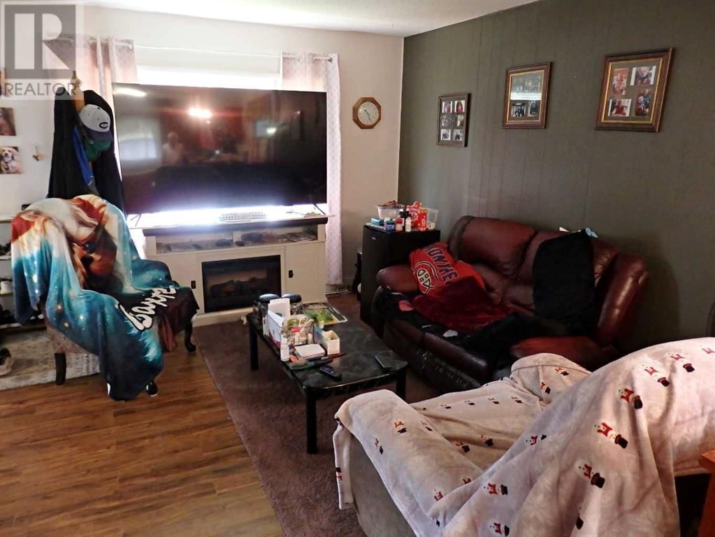 4805 48 STREET Image 22