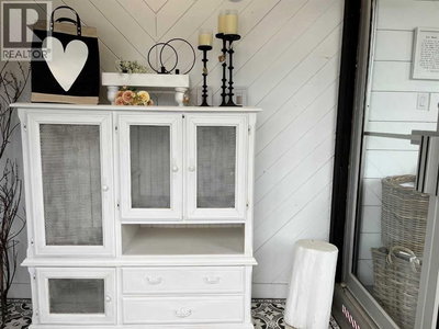 Image #1 of Commercial for Sale at Centre, Sundre, Alberta