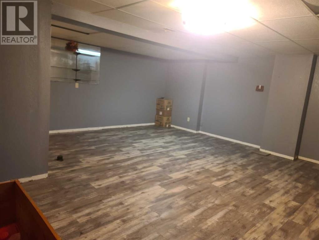 10304 115 STREET Image 18